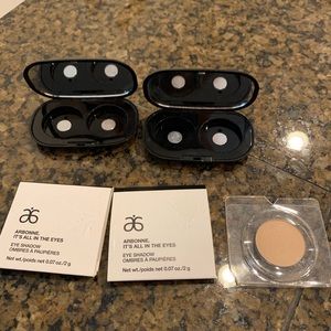Arbonne It’s All in the Eyes eye shadows
